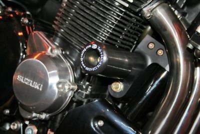 Padací chrániče - Suzuki GSX1400, černé